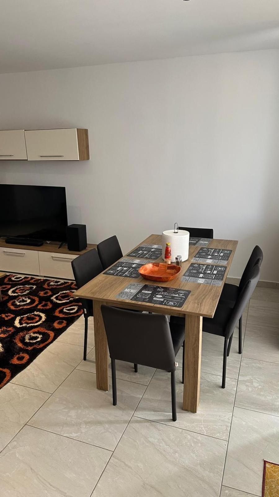 Your Elegant Home Away From Home Shared Apartment Only With Host Żebbuġ Buitenkant foto