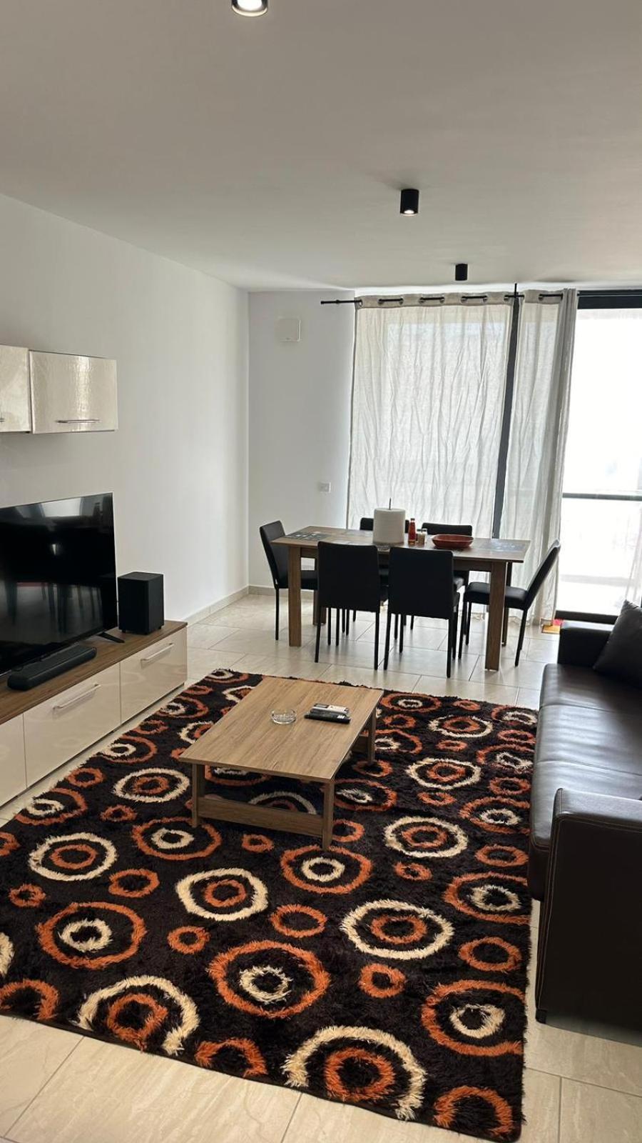 Your Elegant Home Away From Home Shared Apartment Only With Host Żebbuġ Buitenkant foto