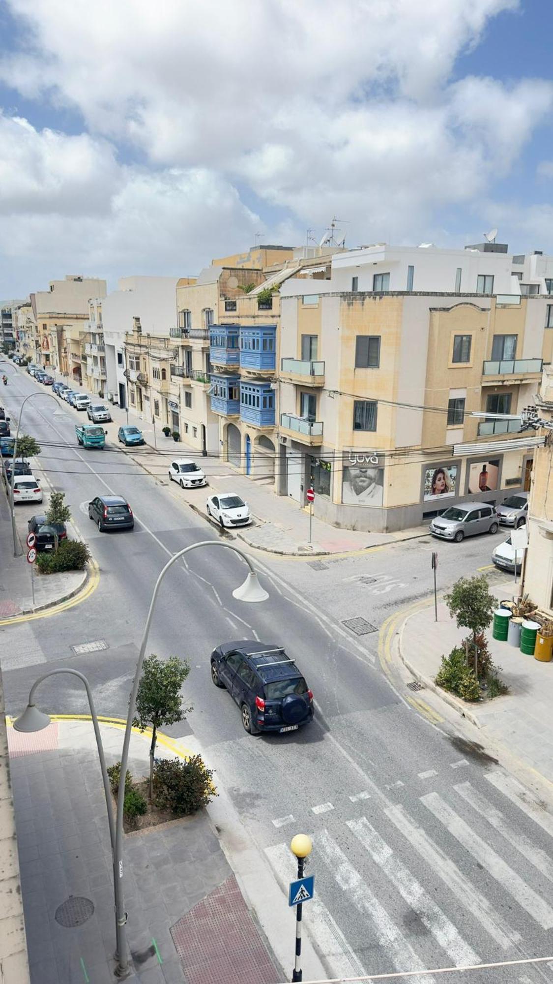 Your Elegant Home Away From Home Shared Apartment Only With Host Żebbuġ Buitenkant foto