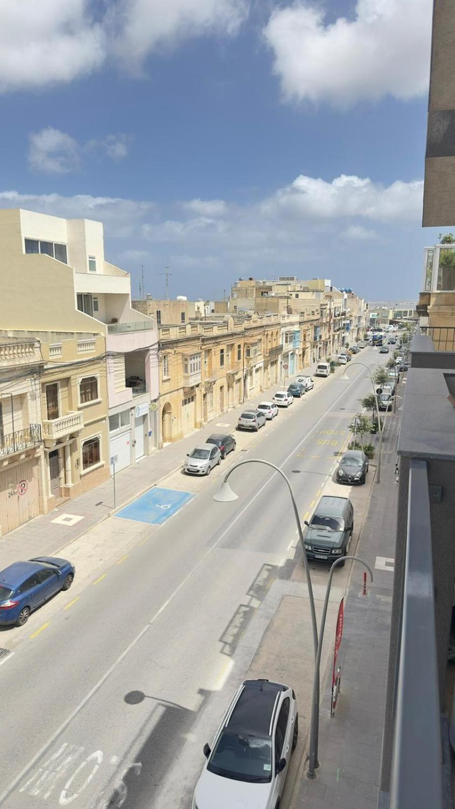Your Elegant Home Away From Home Shared Apartment Only With Host Żebbuġ Buitenkant foto